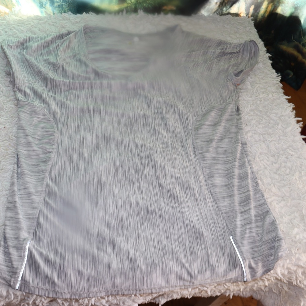 Women’s Velocity Active T-Shirt